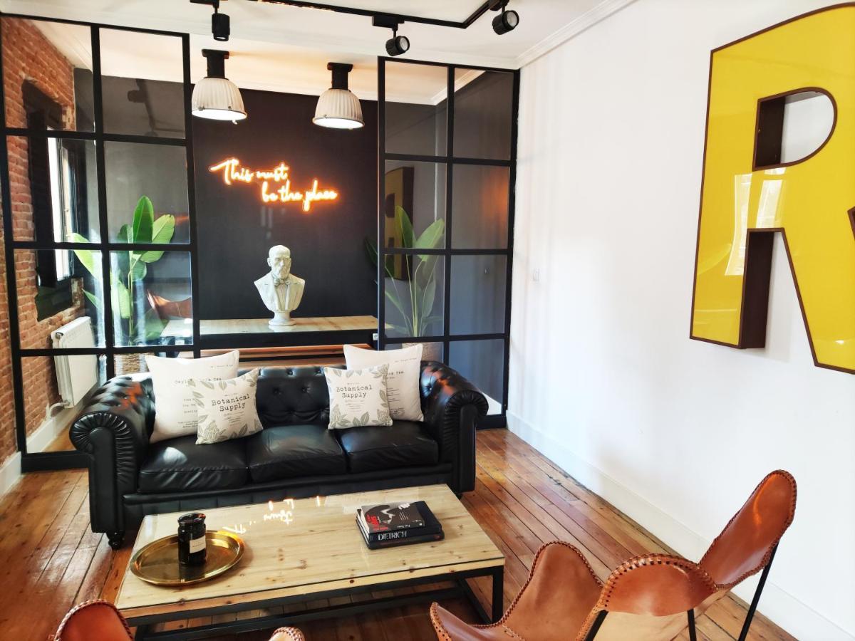 Vut Idesign 2 Apartment อาบีลา ภายนอก รูปภาพ